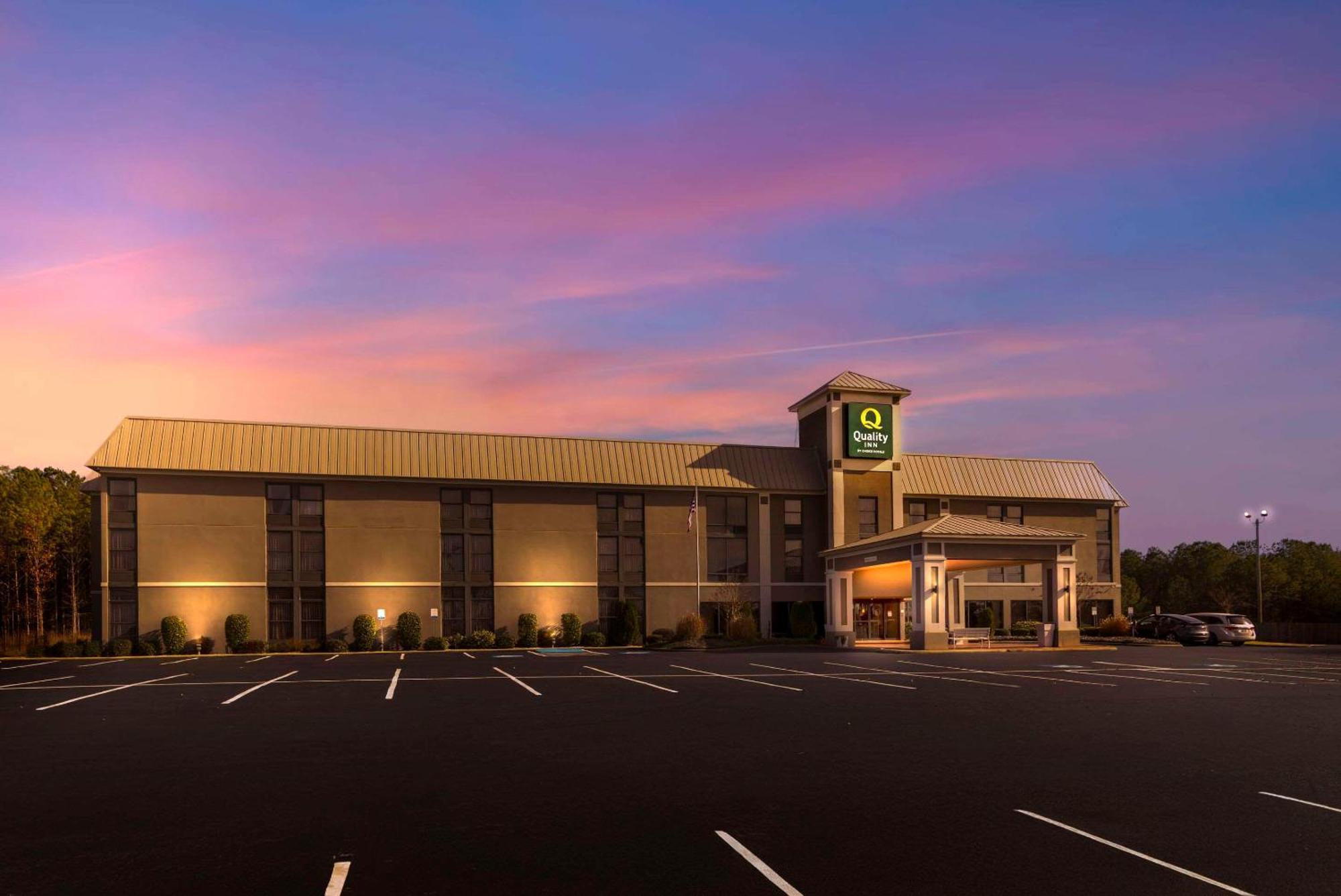 Quality Inn Valley - West Point Екстер'єр фото