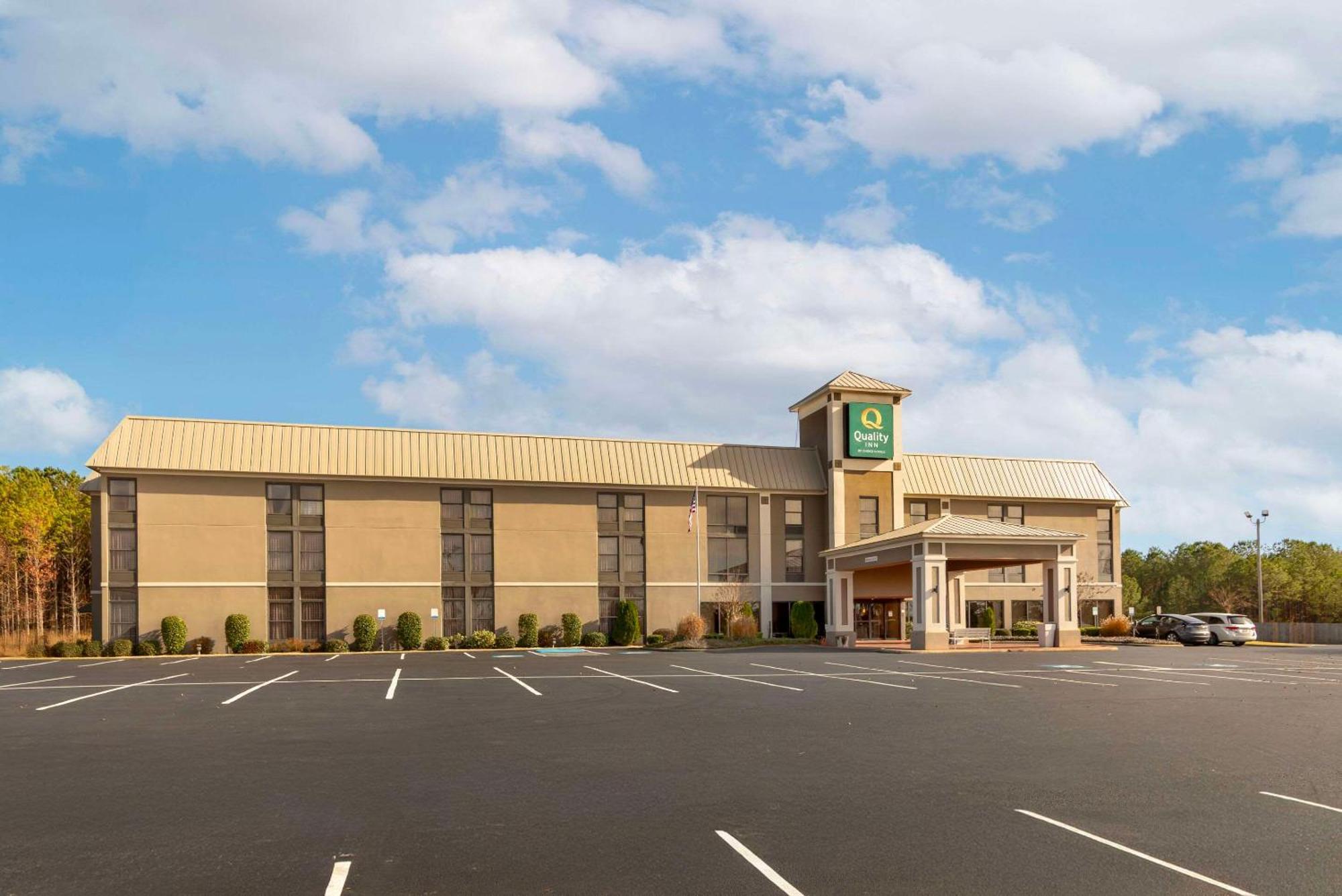 Quality Inn Valley - West Point Екстер'єр фото