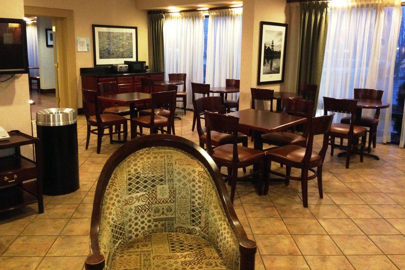 Quality Inn Valley - West Point Екстер'єр фото